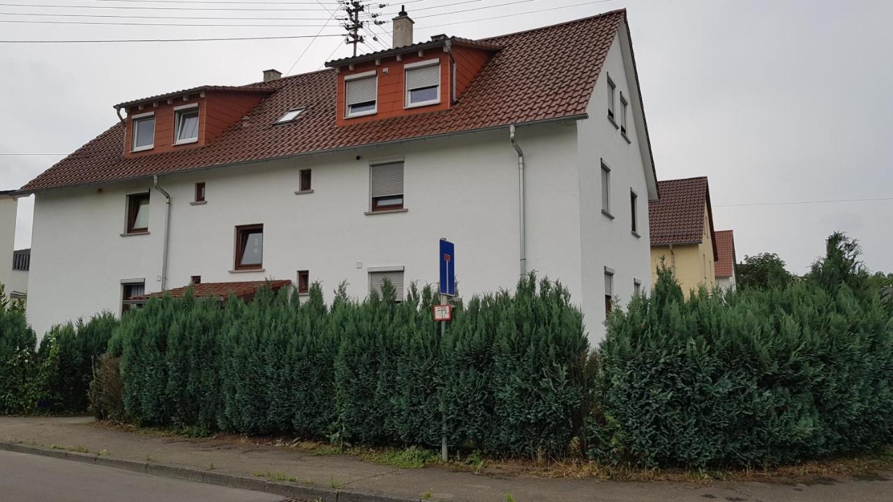 Outletcity Ferienwohnung - Apartment 4 Metzingen  Esterno foto